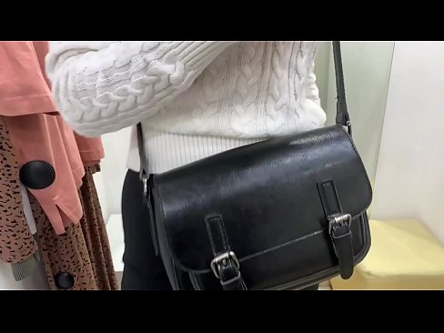 ❤️ Masturbation publique de la jeune salope FeralBerry avec un gode dans la cabine d'essayage ❤❌ Porno at fr.pornoreino-com.ru ❌️
